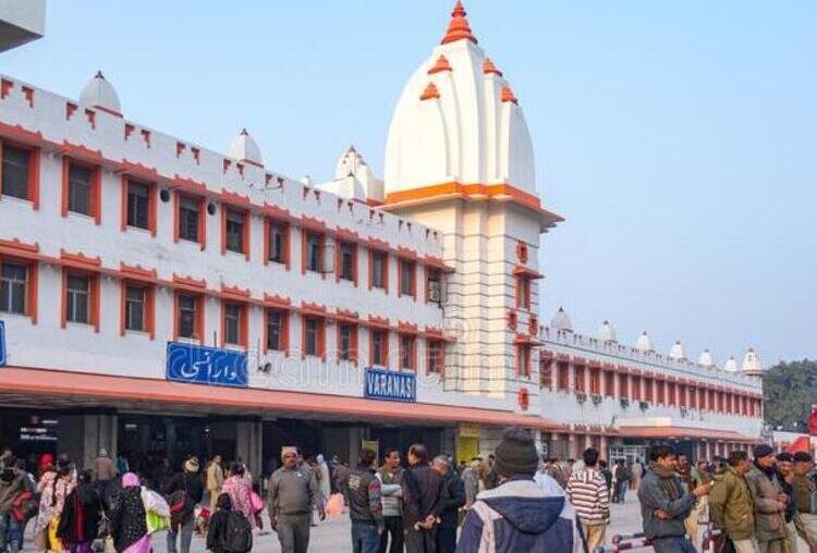 Varanasi news: जनवरी से जरा हटके दिखेगा वाराणसी कैंट स्टेशन, होंगे ये बड़े बदलाव