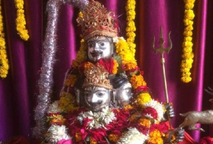 Baba Vishwanath’s Tilkotsav has started, with huge gathering of devotees