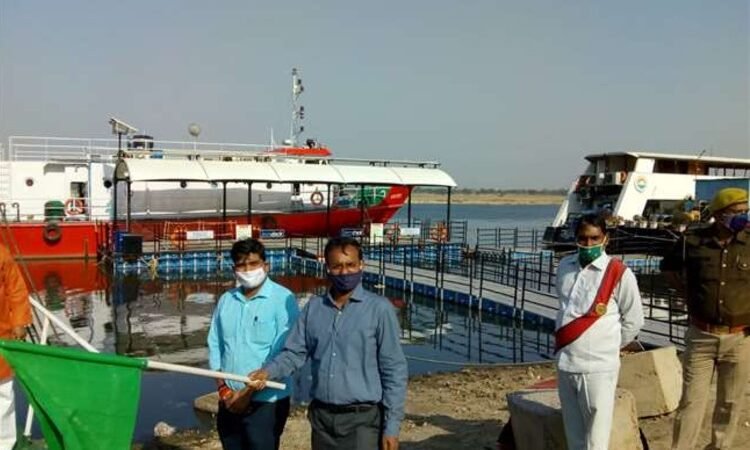 Ro Ro Boat Varanasi