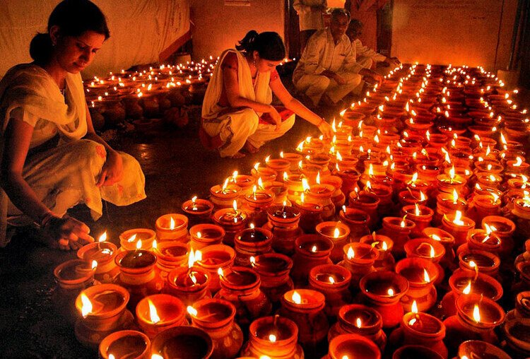 Dev Diwali Varanasi travel tips: Things to know before attending dev diwali